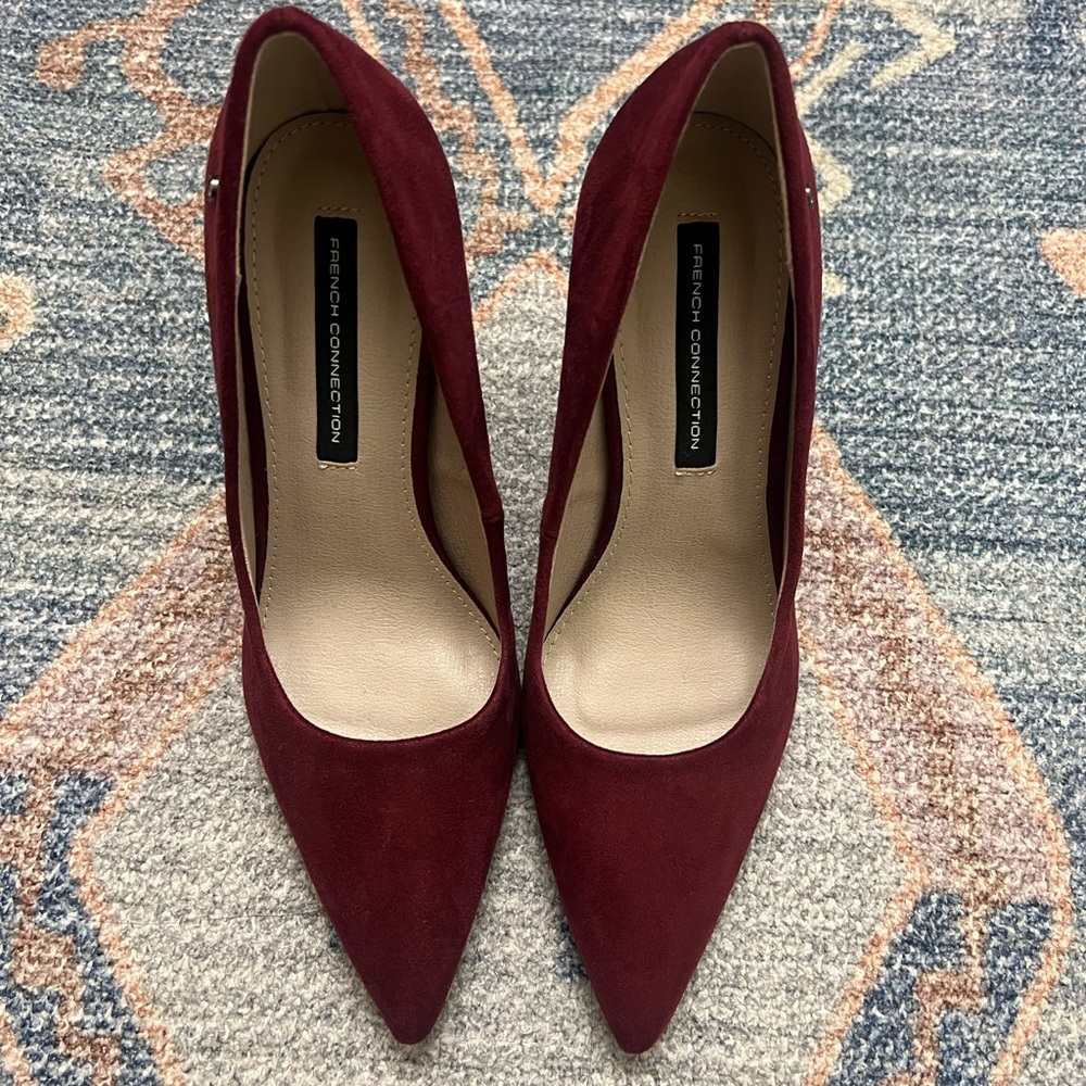 NWOT French Connection Burgundy Heels